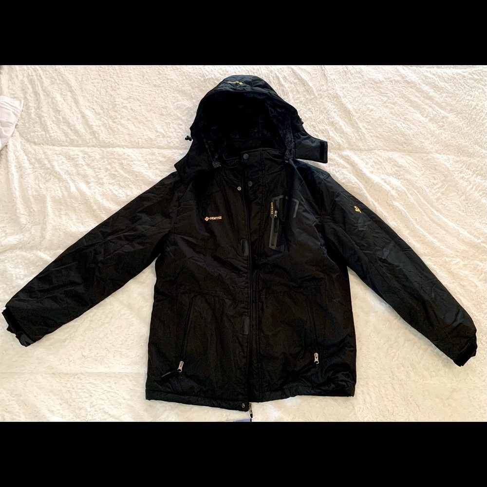 GEMYSE Men's Mountain Waterproof Ski Snow Jacket